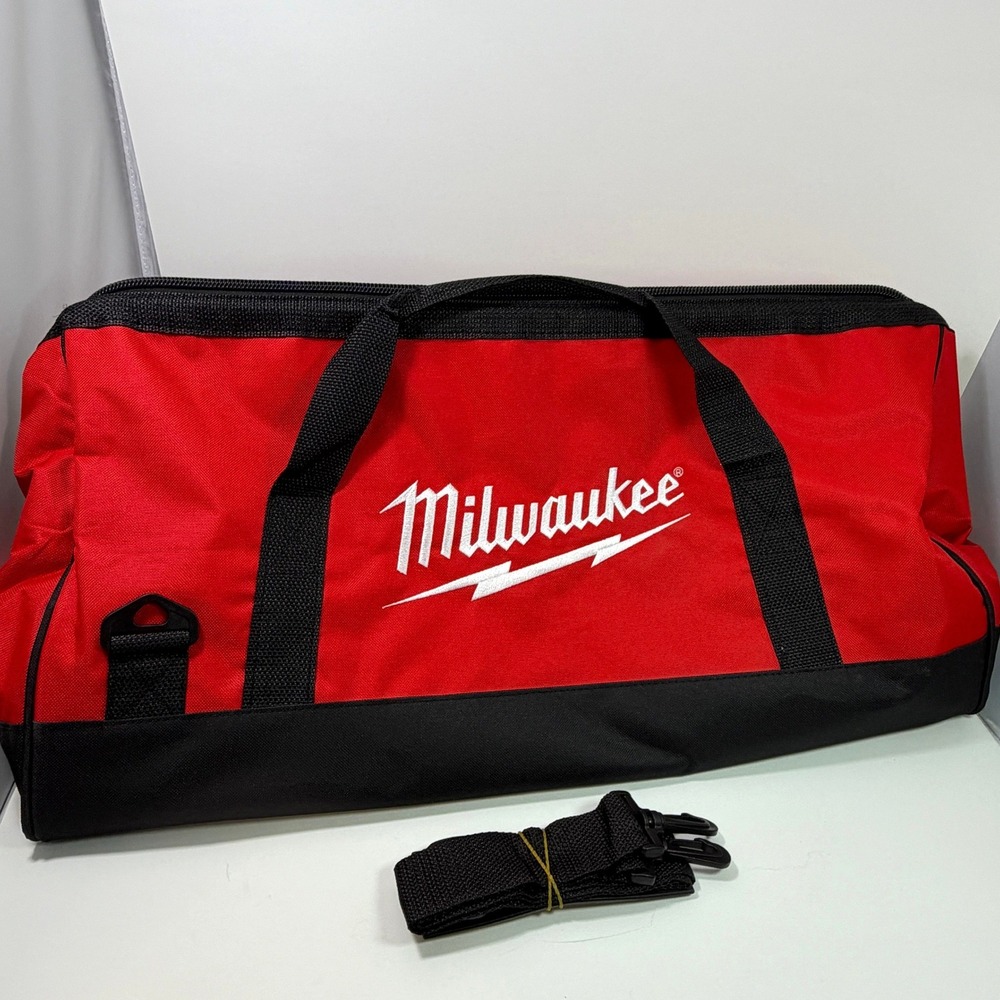 Milwaukee 22 Inch Heavy Duty Tool Bag Red Black Nylon Duffle 902033036